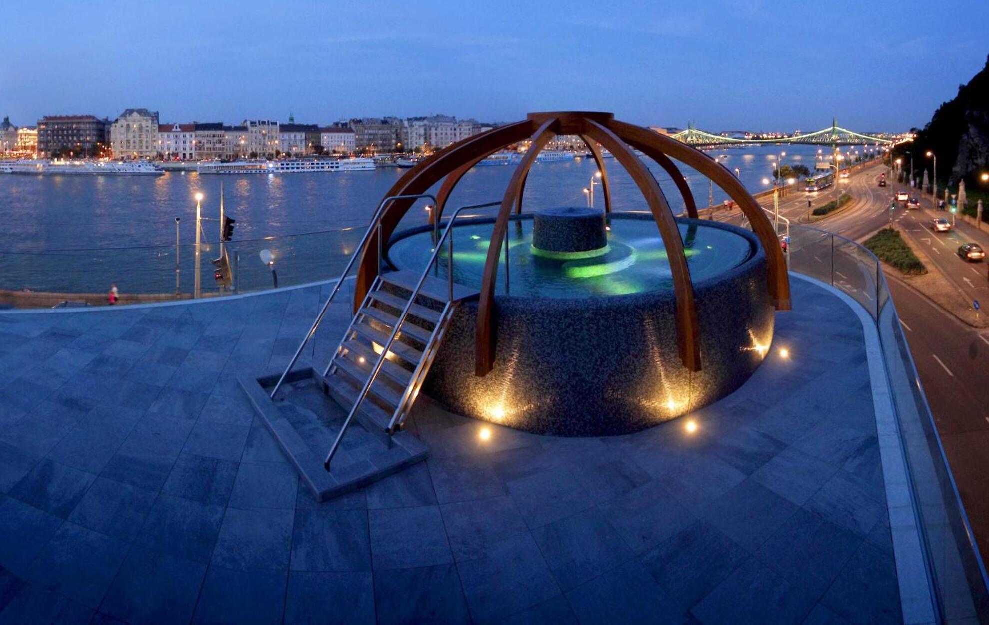 Wellness Retreat With Sauna & Jacuzzi - 1 Min To Opera Βουδαπέστη Εξωτερικό φωτογραφία